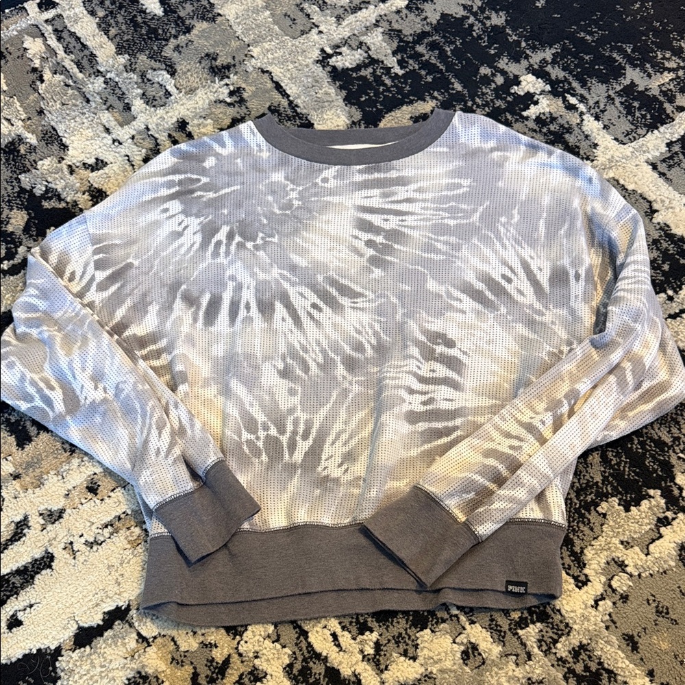 PINK Victoria's Secret Gray and White Waffle Knit Top